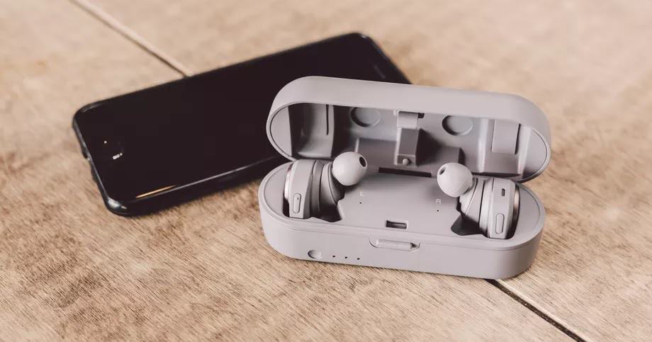 Best Completely Wireless Earbuds under ₹5000 - Truly ...